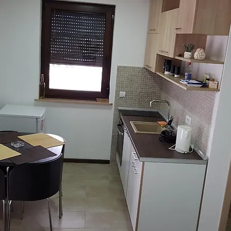 Apartment Neven 02 *